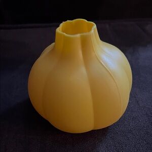 Sunny Yellow Silicone Garlic Peeler
